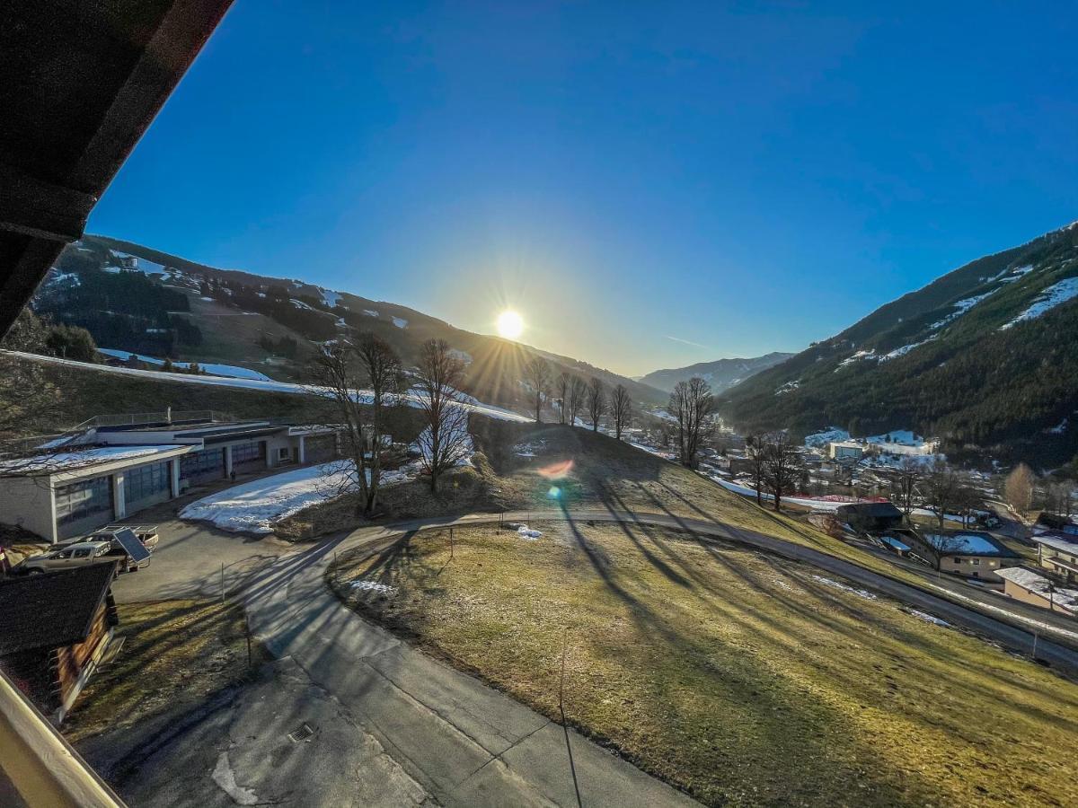 Saalbach Apartments Landhaus Bernkogel - Ski In Ski Out Eksteriør bilde
