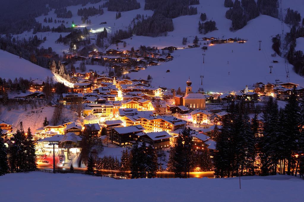 Saalbach Apartments Landhaus Bernkogel - Ski In Ski Out Eksteriør bilde