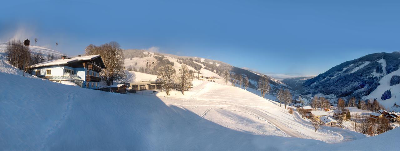 Saalbach Apartments Landhaus Bernkogel - Ski In Ski Out Eksteriør bilde